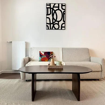 C 23 Confortable Et Lumineux - Colombes